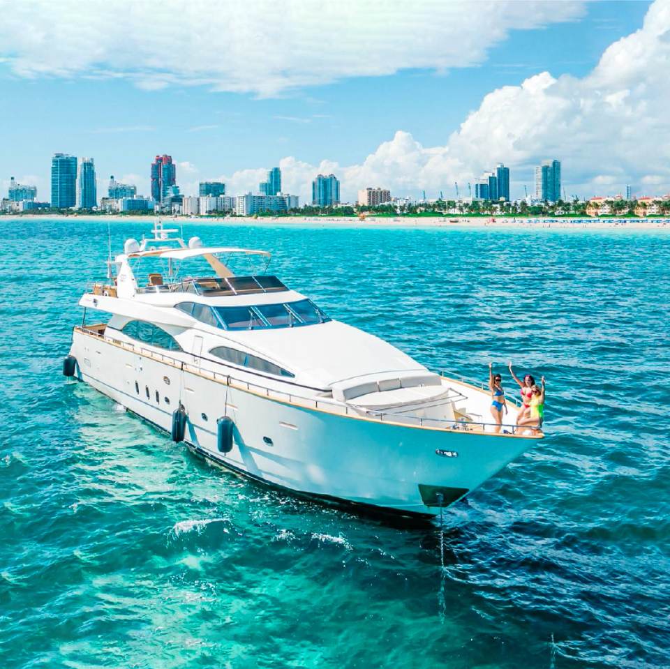 luxury yacht for rent miami